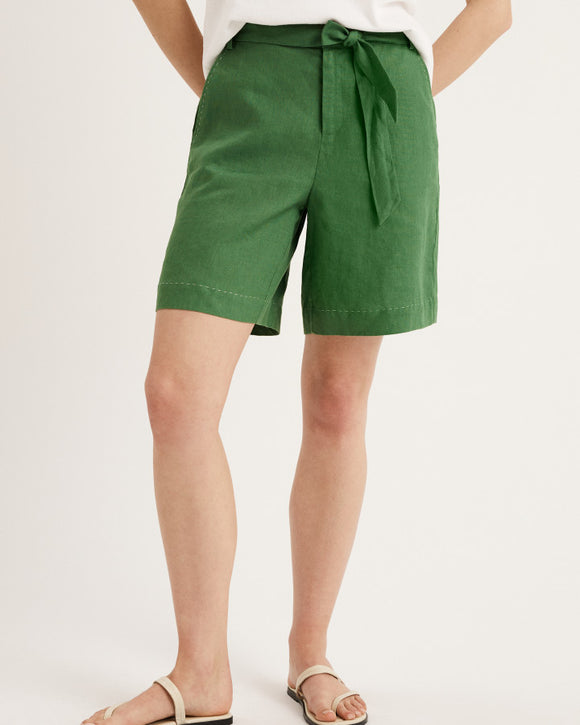 YARRA TRAIL RIVIERA SHORT KIWI - SIZE 14